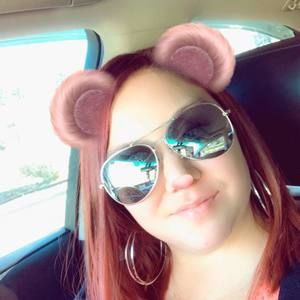 Meet your Posher, Stefanie